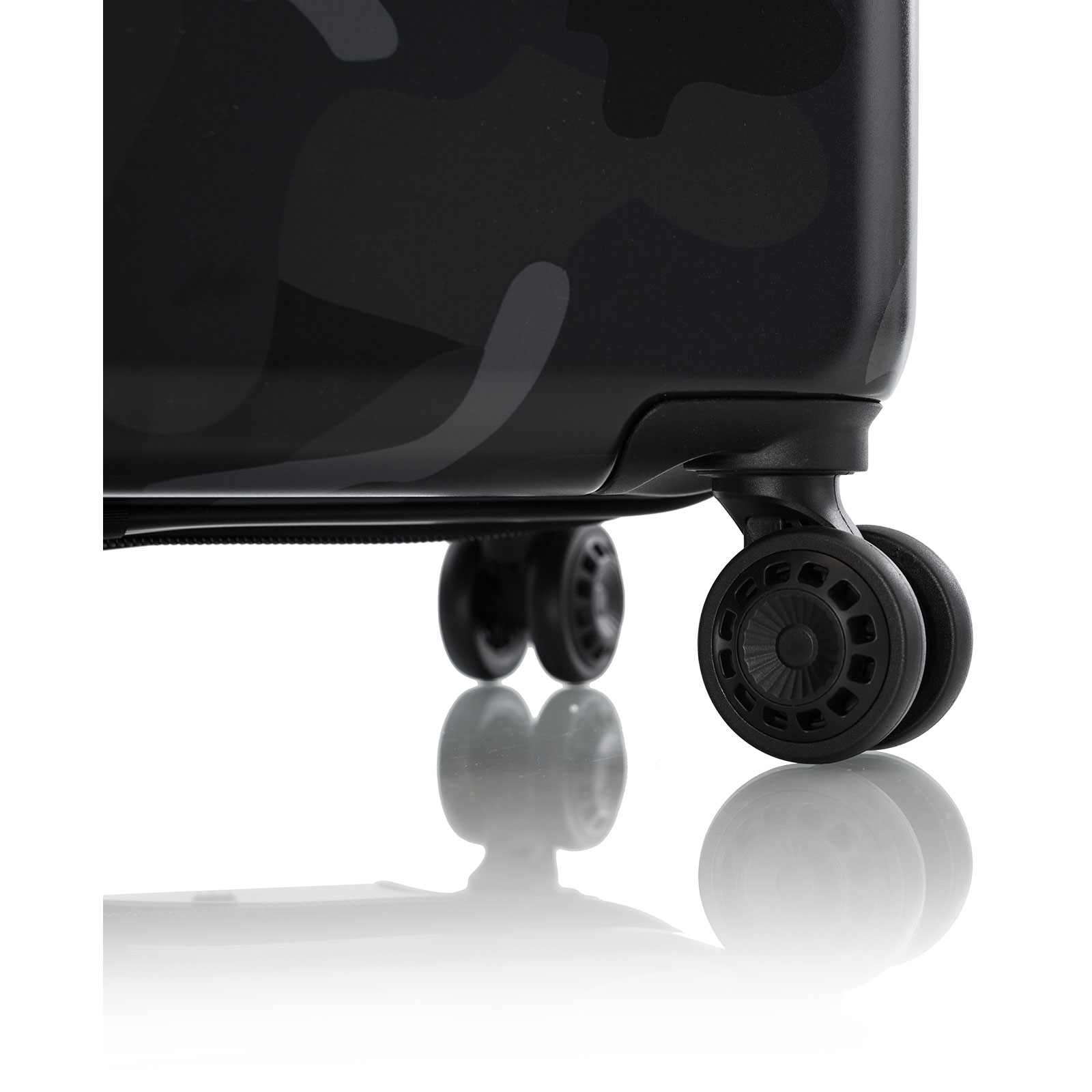 Heys Black Camo Trolley 76 cm 4 Rollen erweiterbar günstig kaufen |  Koffermarkt
